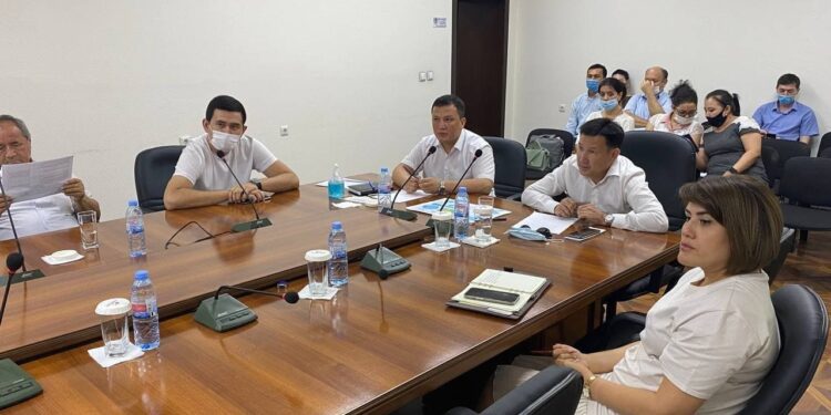 Markazda amaliy va innovatsion loyihalar tanloviga tayyorgarlikning dastlabki ichki ekspertizasining so‘nggi bosqichi o‘tkazildi