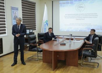 O’zbekiston moliyaviy xizmatlar bozorlarida raqobat siyosati mavzusida davra suhbati o’tkazildi