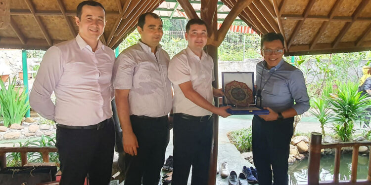 Xorijiy ilmiy tadqiqot muassasalari bilan hamkorlik istiqbollari muhokama qilindi